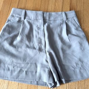 Dressed up shorts